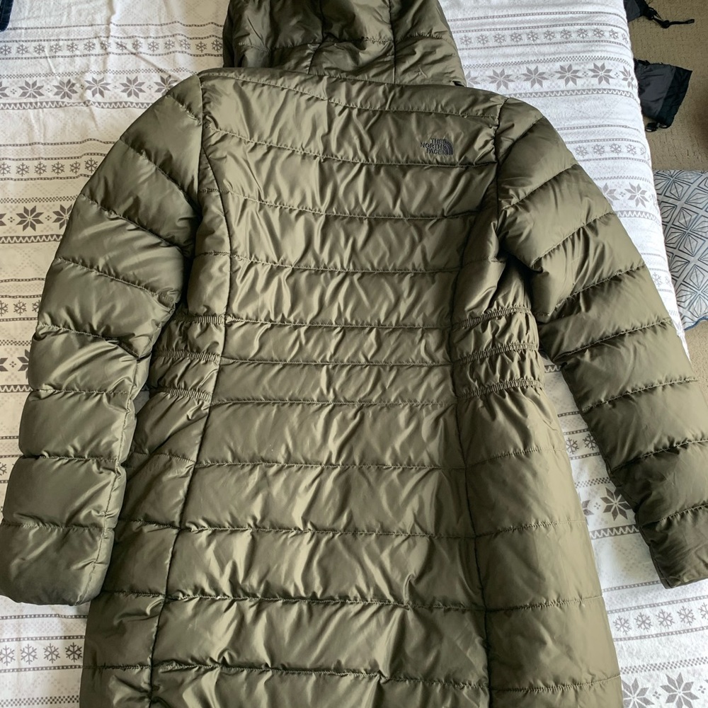 Woman’s The North Face Down 550 Parka